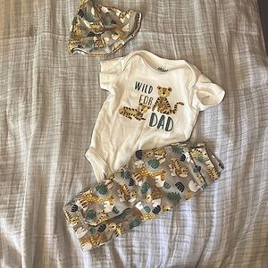 Chick Pea Hat and Pant Set